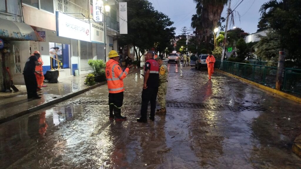La SGIRPCGRO atiende diferentes servicios por lluvias registradas en Chilpancingo
